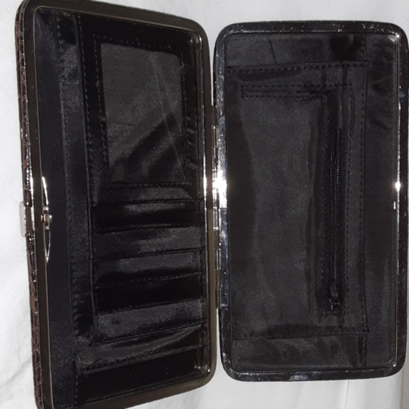 Brown Snakeskin  One Size Wallet - Picture 5 of 8